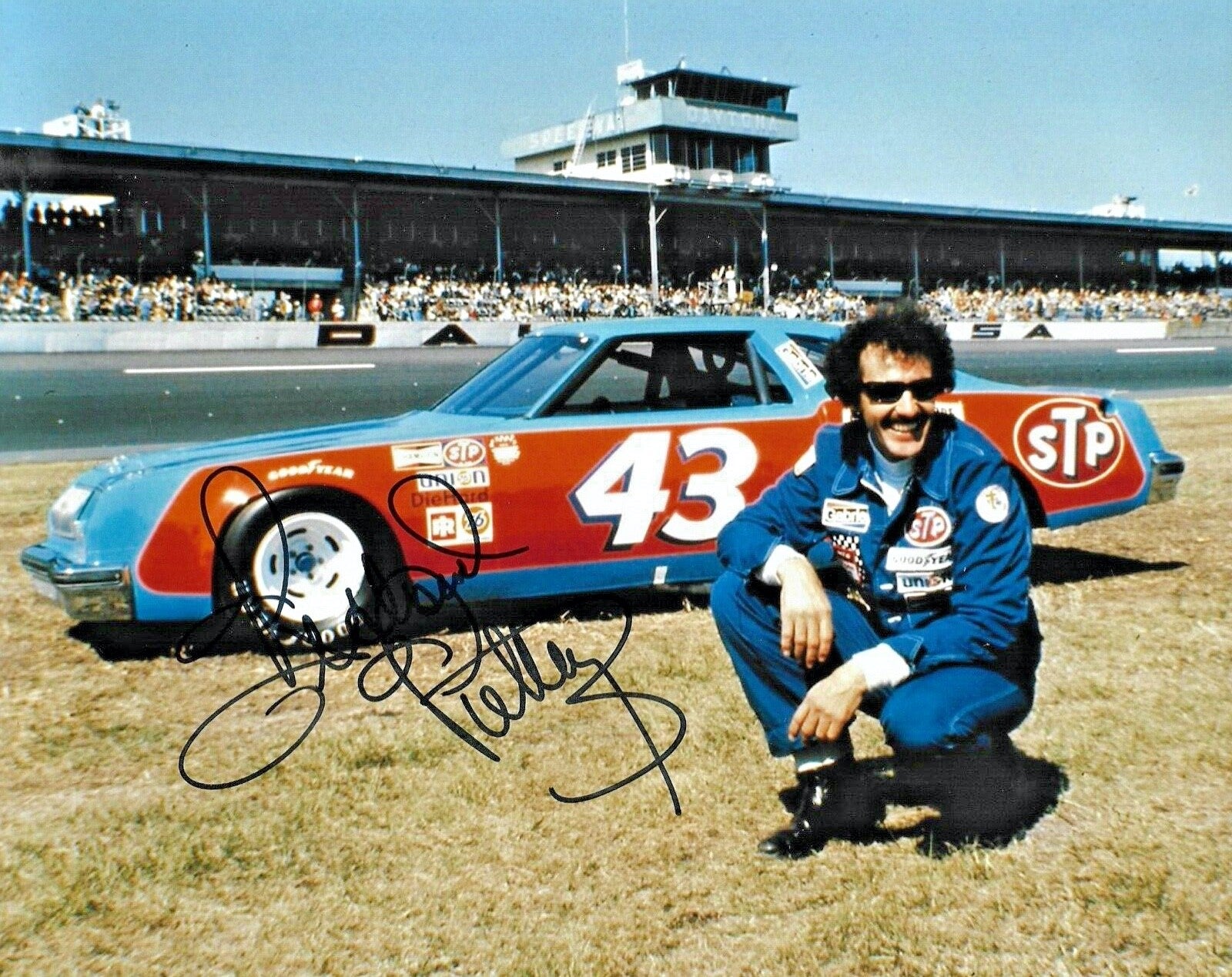 Richard Petty Vintage Daytona 500 NASCAR Signed Auto 8x10 Photo COA0