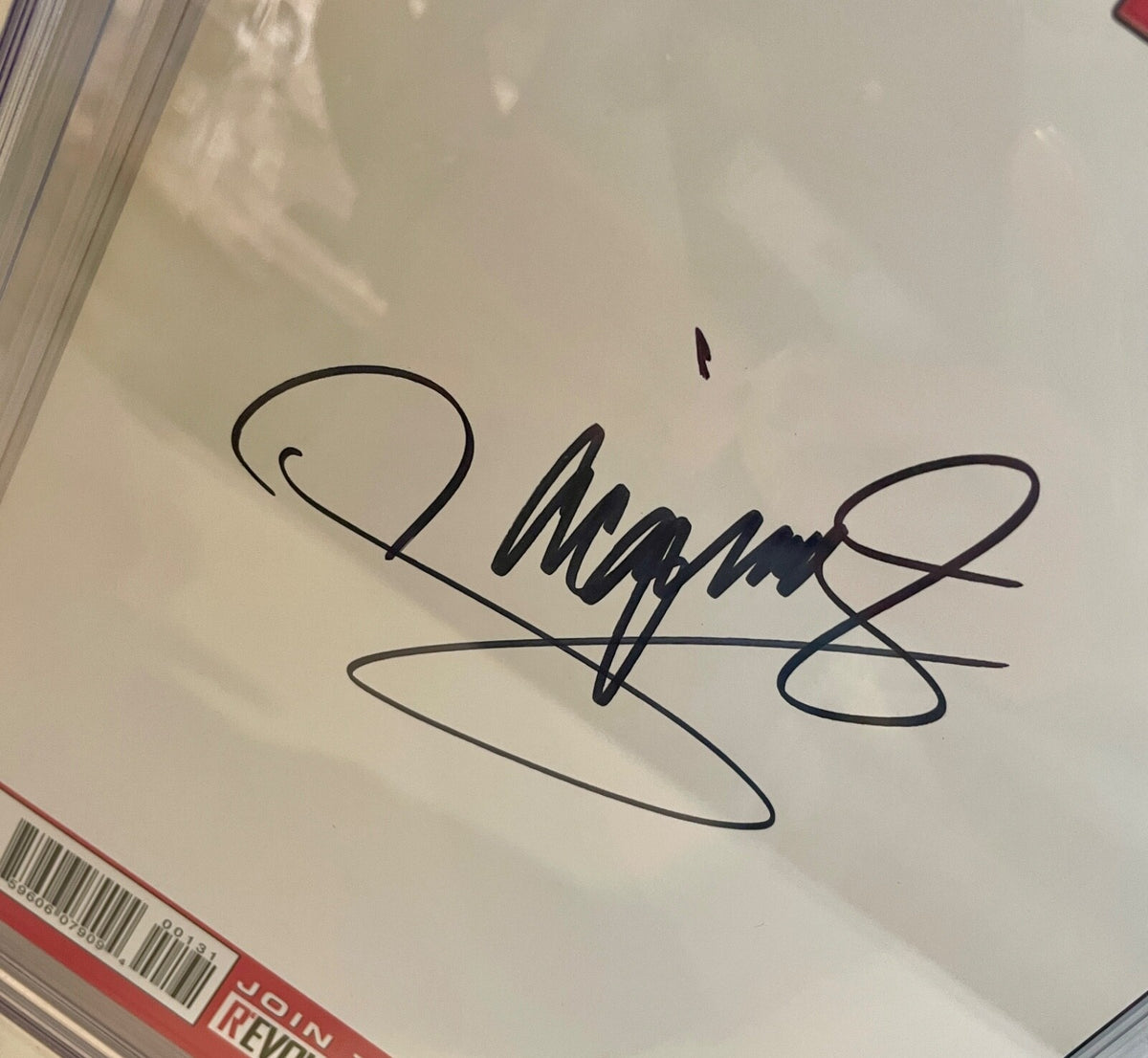 2013 Marvel Iron Man #1 Manny Pacquiao Pacman Signed Auto Comic JSA CGC 9.81