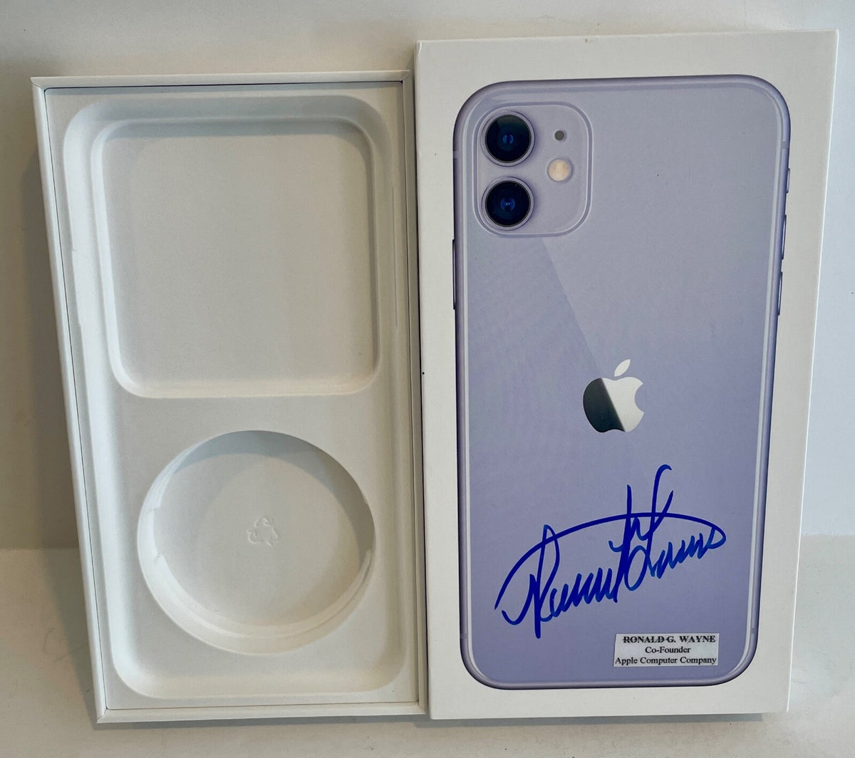 Ronald G Wayne Apple Co Founder Signed EMPTY iPhone 11 Box PSA/DNA2