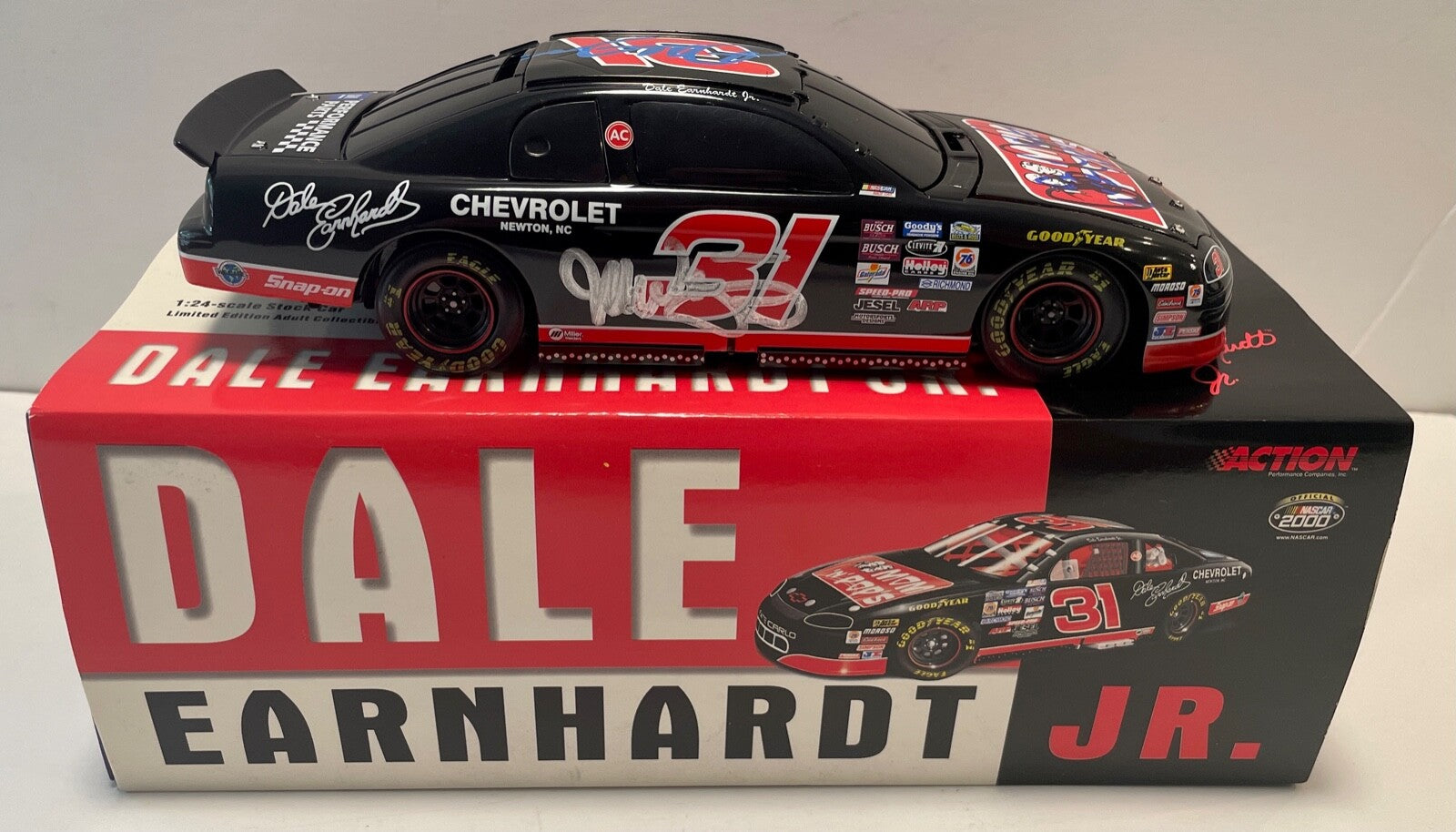 2000 Dale Earnhardt Sr & Dale Earnhardt Jr Dual Signed Mom Pops 1/24 Diecast Car1