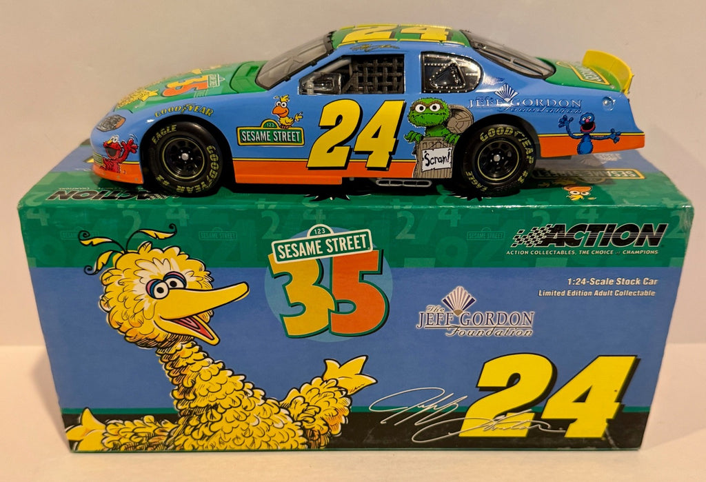 2004 Jeff Gordon Dupont Sesame Street Signed Auto 1/24 Diecast Car W/ COA0