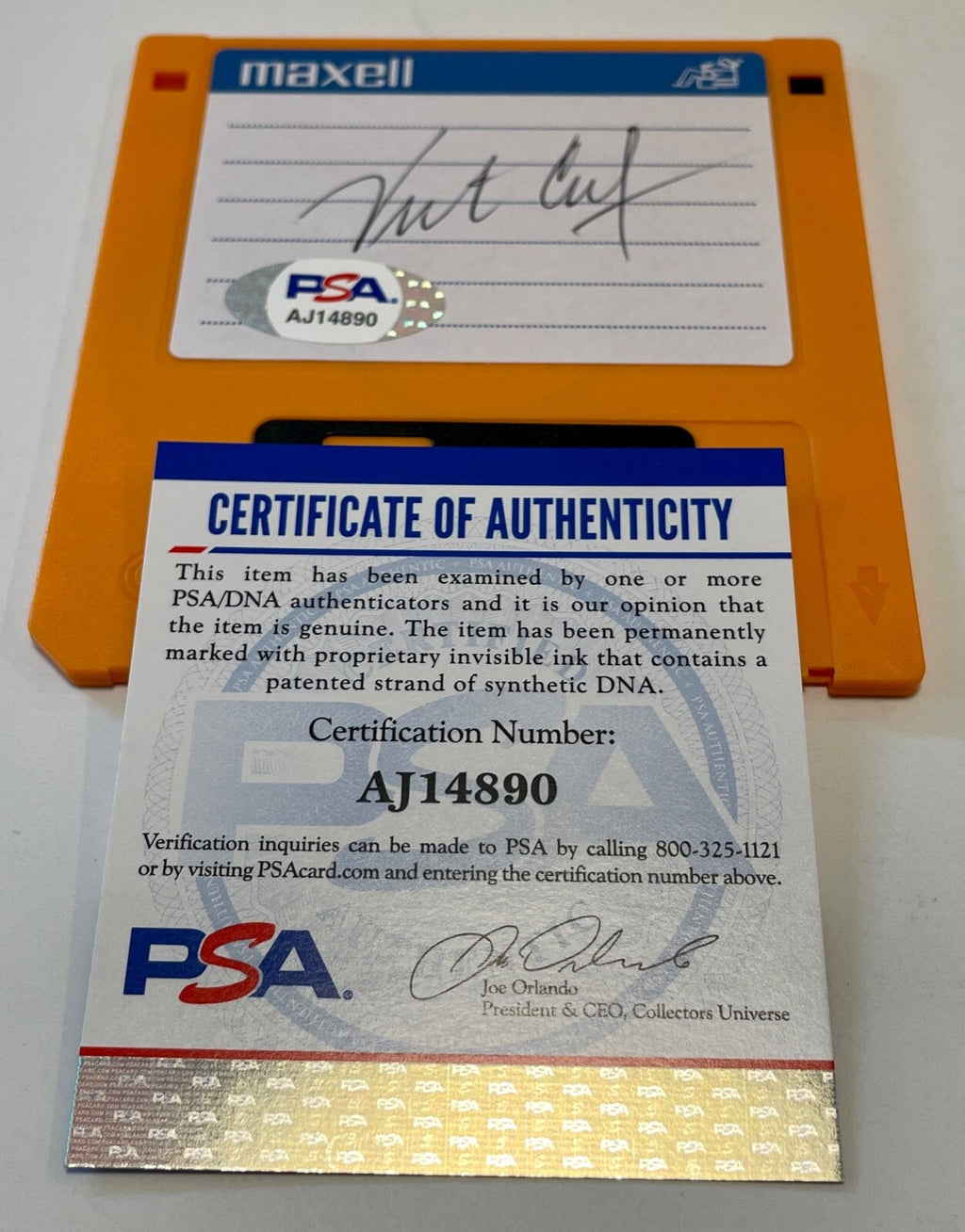 Vint Vinton Cerf Creator Of The Internet Signed Orange Floppy Disk PSA/DNA COA2