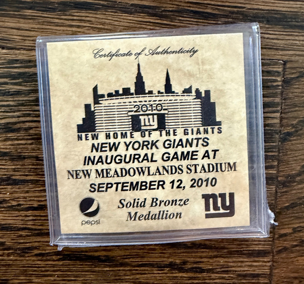 New York Giants Stadium Give Away SGA LOT Of 4 Scarf Towels 2010 Inaugural Coin3