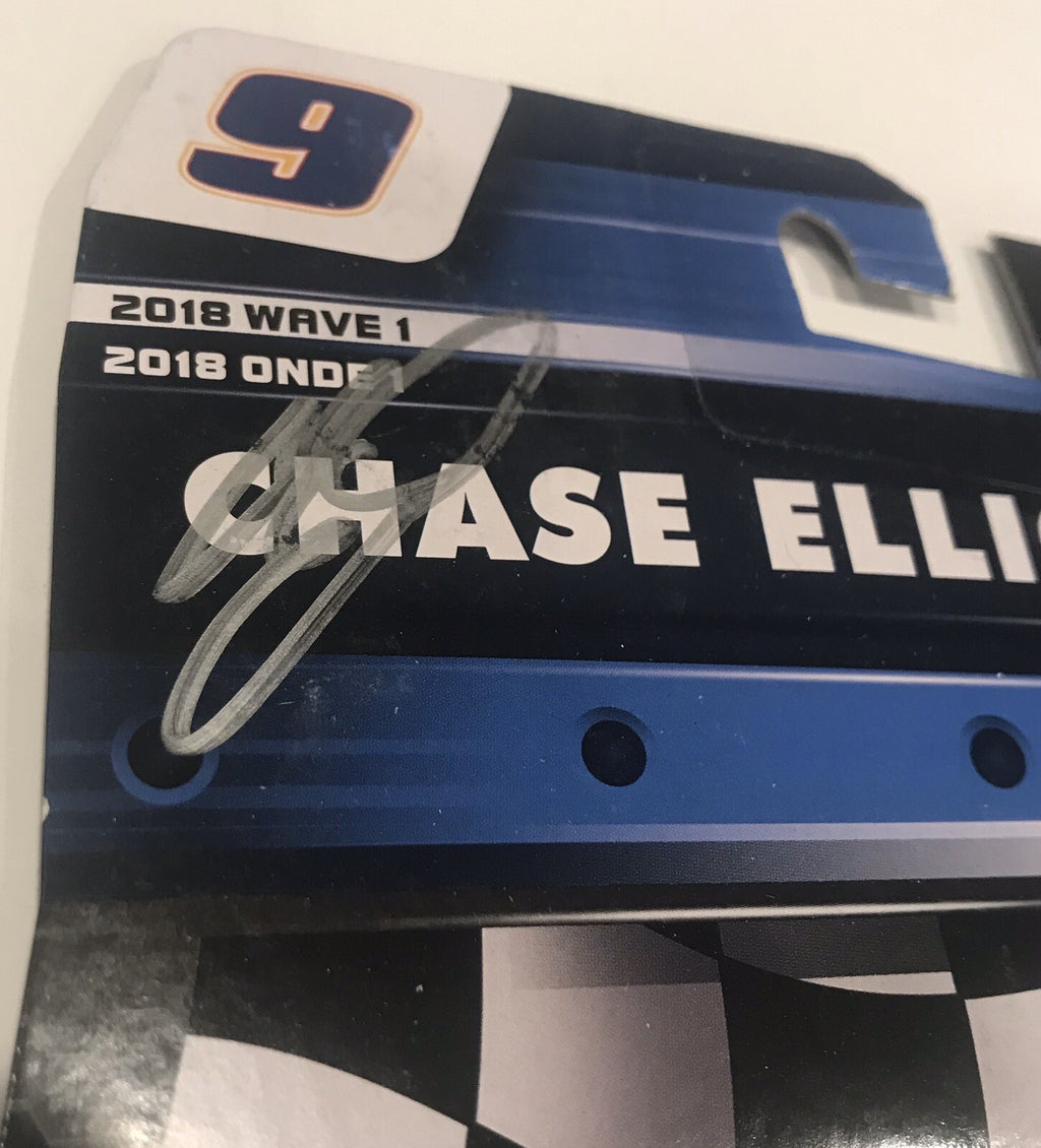 2018 Chase Elliott NAPA Auto Parts Signed Auto 1/64 Diecast Car W/ COA (A)1