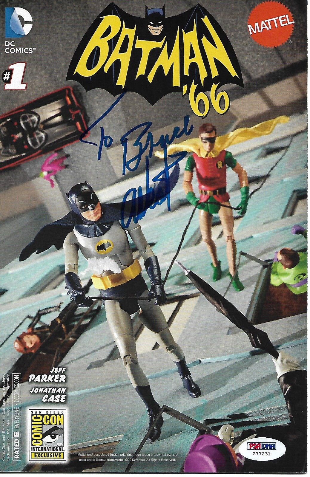 2013 DC Comics Batman '66 Classic TV Series Adam West Signed Comic 1 PSA DNA COA0