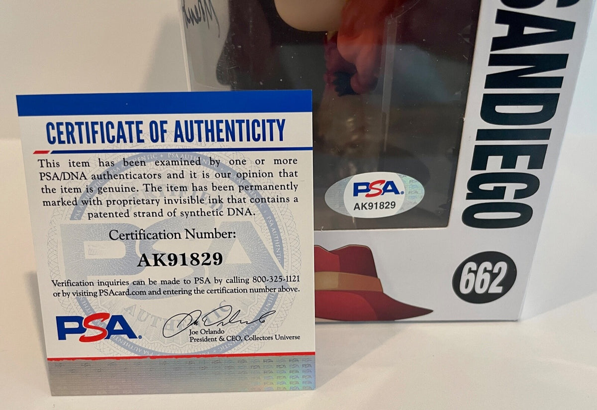Rita Moreno Carmen Sandiego Signed Auto Funko Pop Figure #662 PSA/DNA COA #32