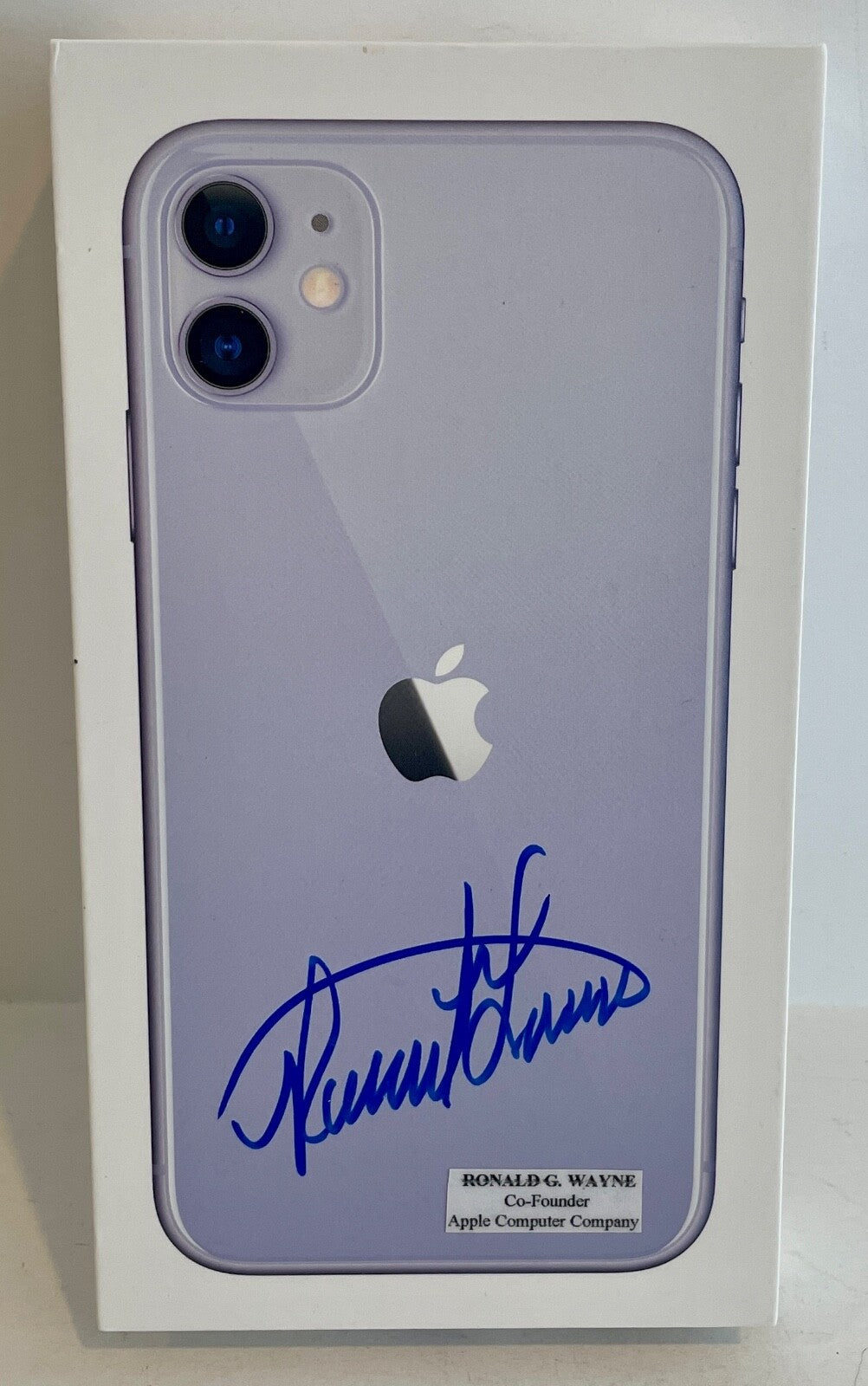 Ronald G Wayne Apple Co Founder Signed EMPTY iPhone 11 Box PSA/DNA0