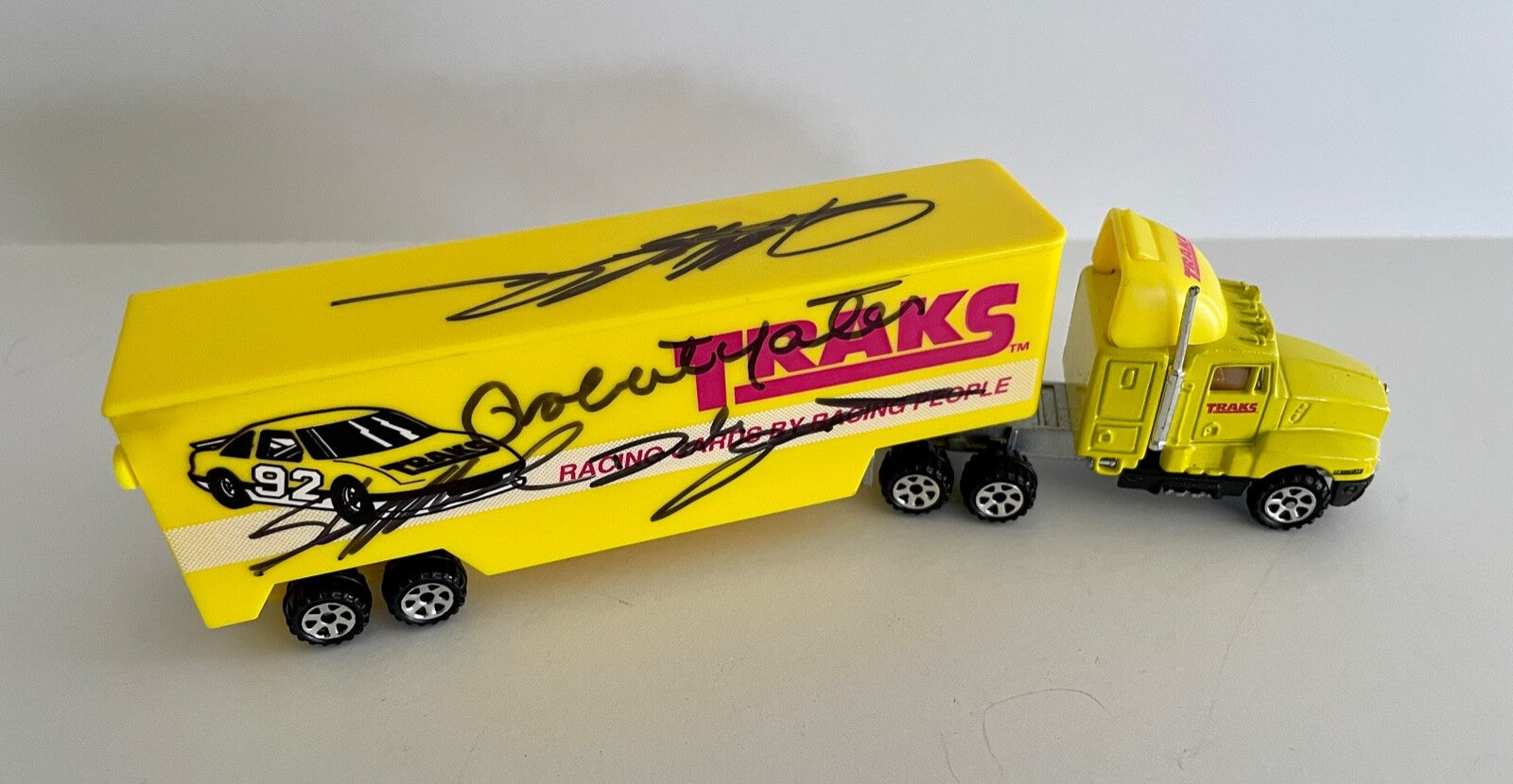1991 Traks Tractor Trailer 1/64 Signed By 6 Drivers Jeff Gordon Robert Yates ++2