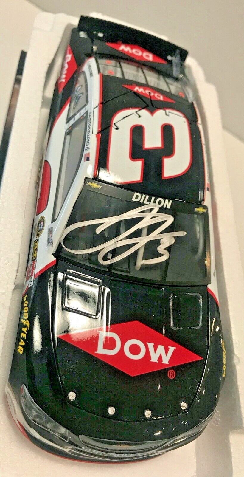 2014 Austin Dillon DOW Automotive NASCAR Signed Auto 1/24 Diecast Car W/COA1