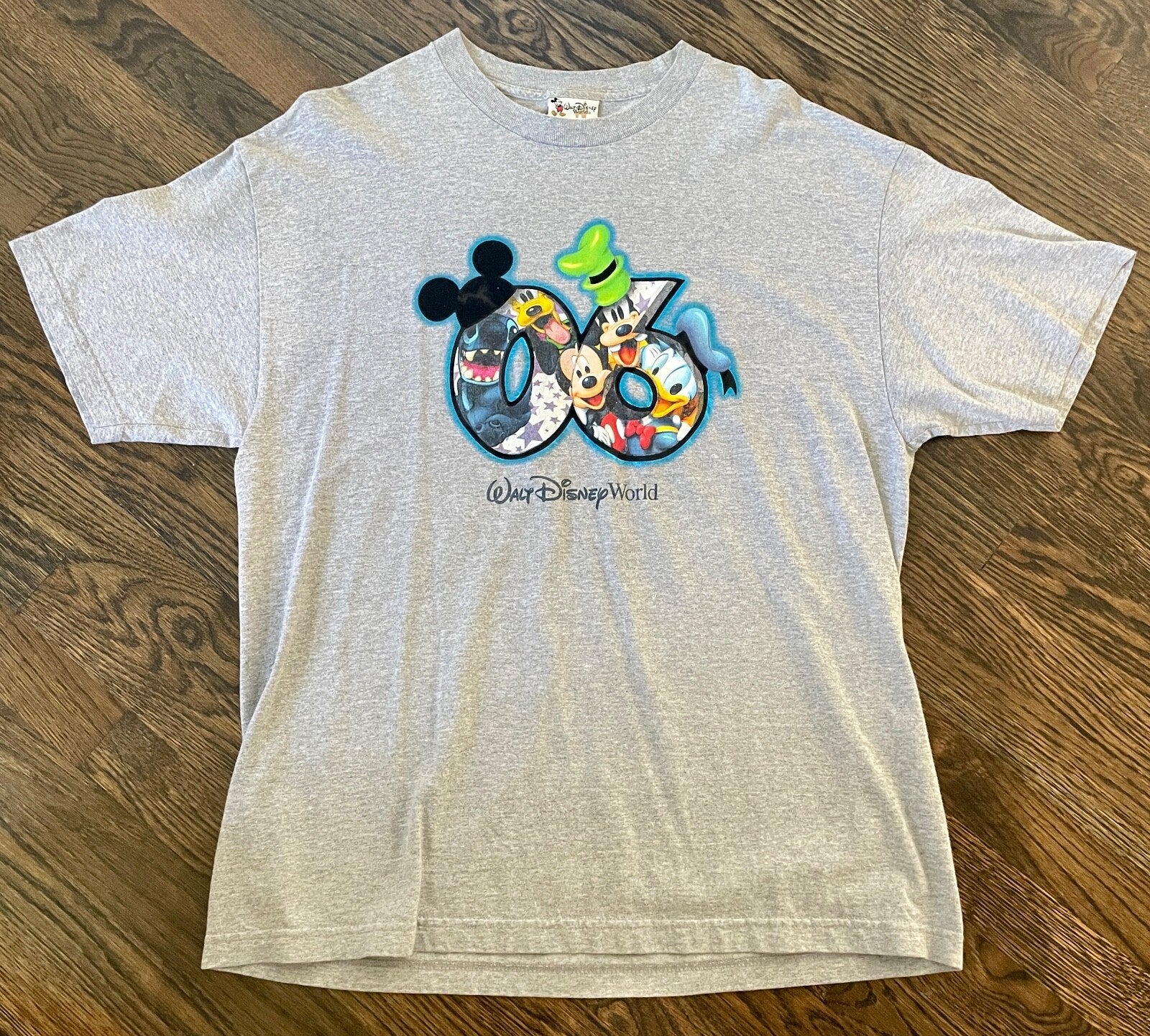2006 06 VINTAGE Retro Original Walt Disney World Mickey Mouse XL T-Shirt0